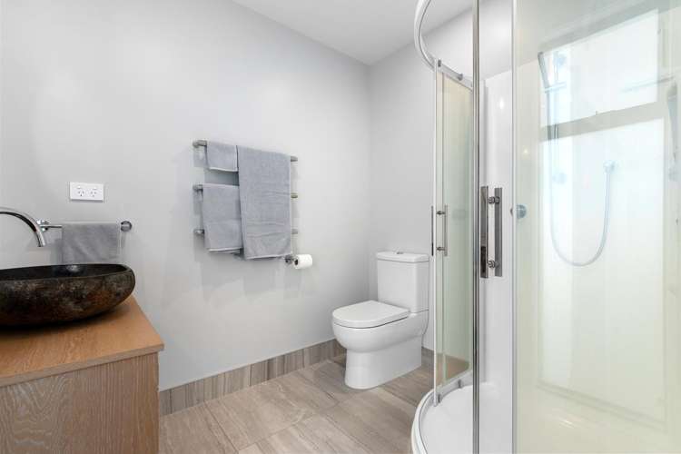 1 Tuaia Street Pyes Pa_24