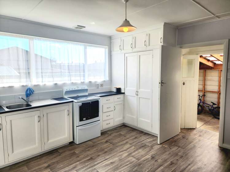 143 Bartholomew Road Levin_9