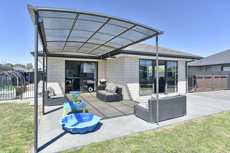 6 Hamlett Drive Woodend_13