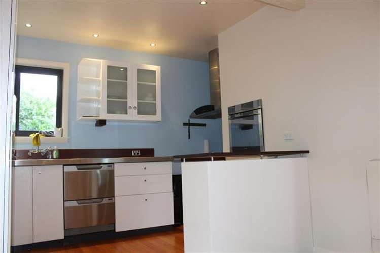 58 Shelly Bay Road Maupuia_3