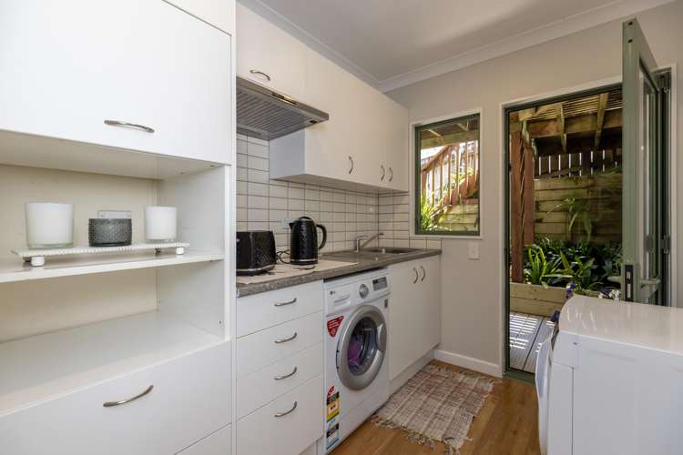 56 Kakariki Grove Waikanae_18