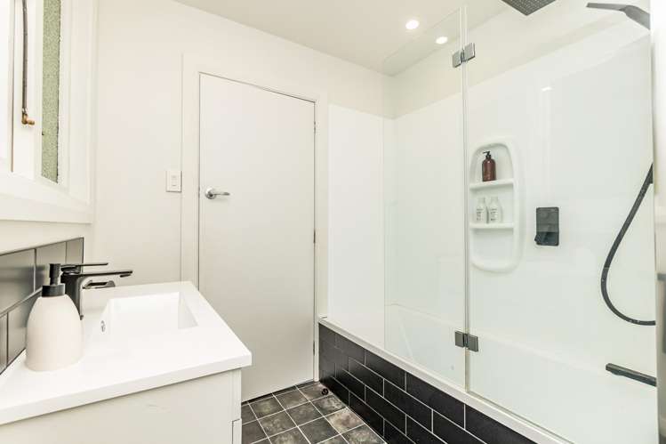 47 Old North Road Marchwiel_10