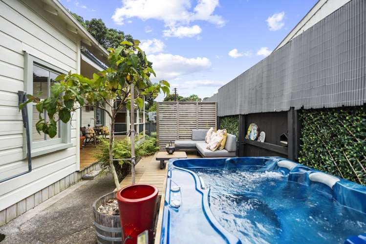 16 Saint Lukes Road Mount Albert_17