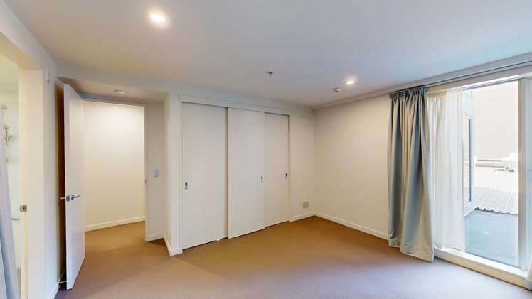 1B/42 Cable Street 2185_6