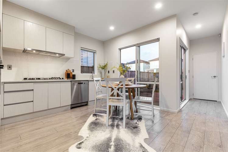 14 Calcite Avenue Flat Bush_7