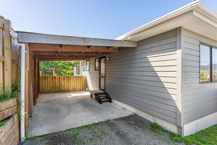 19B Hurley Road Paraparaumu Beach_13