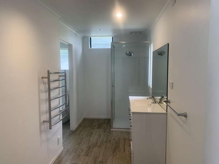 9 FITZGERALD ROAD Drury_18