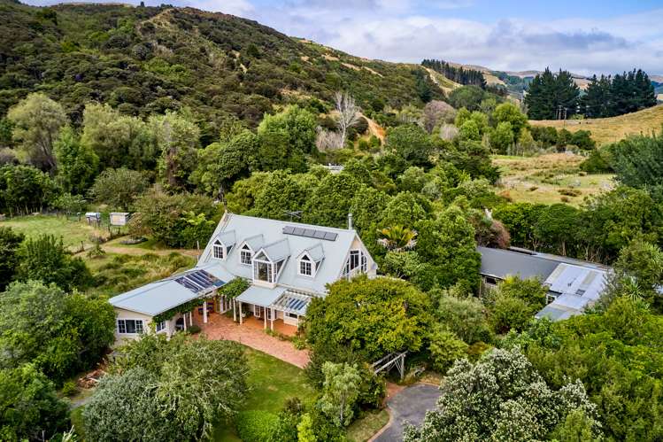 1119 Moonshine Road Judgeford_2