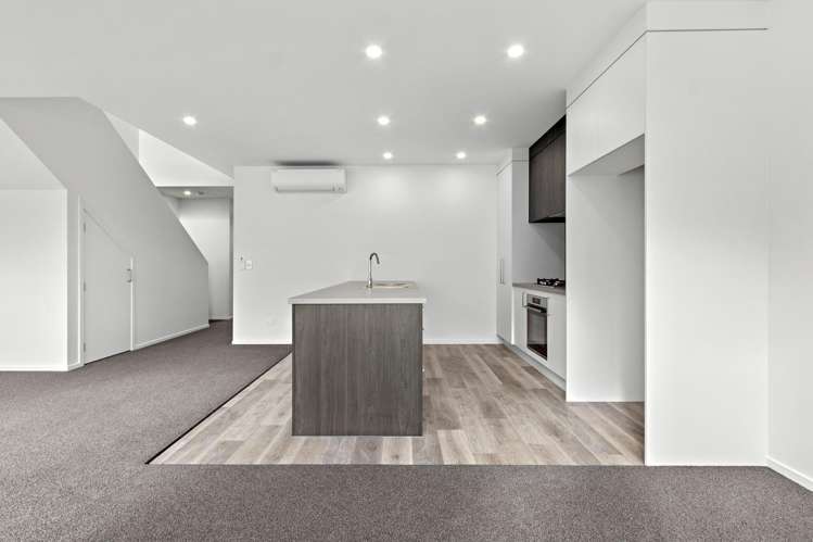 7/102 Swayne Road 11373_8