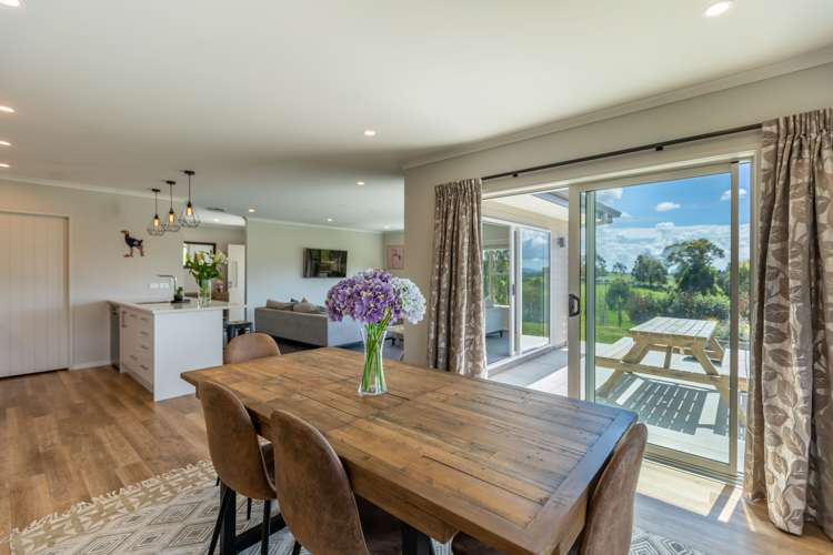 100 Racecourse Road Waipawa_3