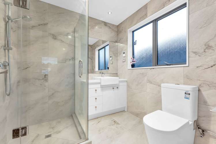 10 Fong Road Flat Bush_20