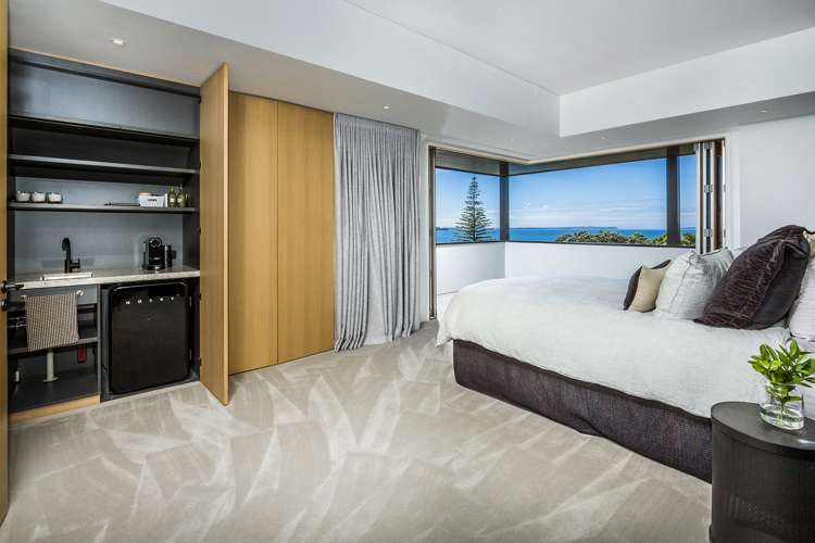 21 Whitby Crescent Mairangi Bay_19