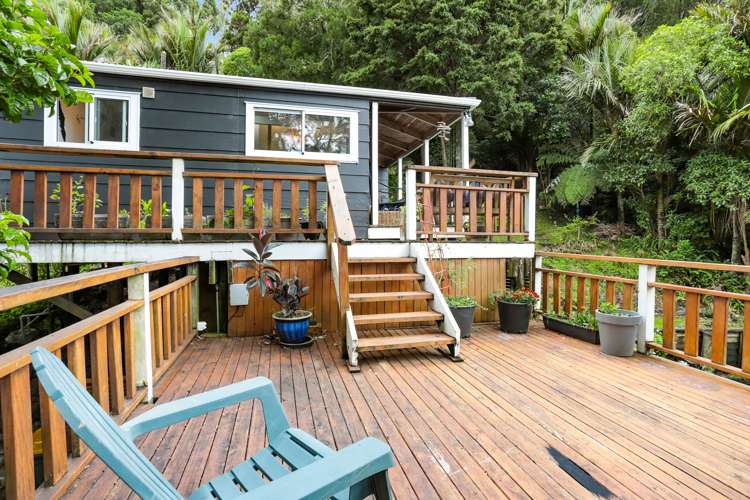 20 Warner Park Avenue Laingholm_12