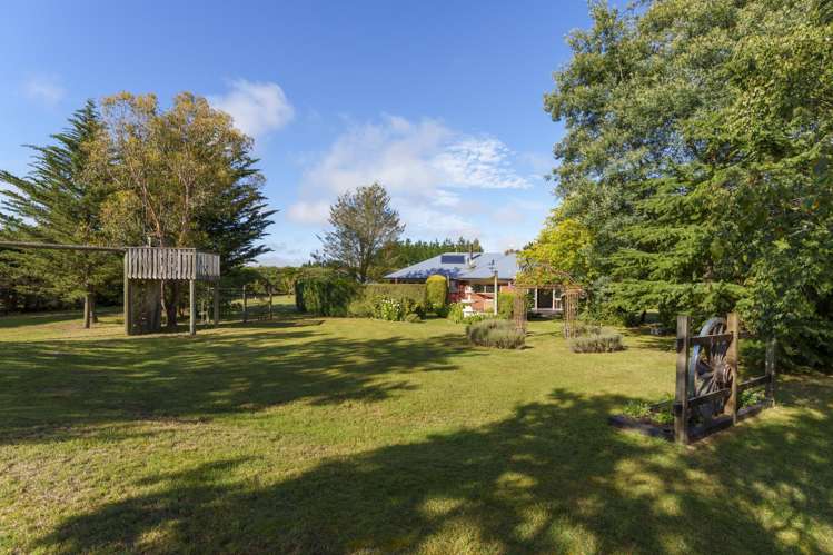 718 Downs Road Eyrewell_19