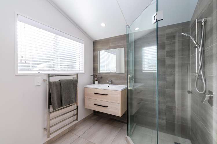 21 Te Ara Crescent Diamond Harbour_12