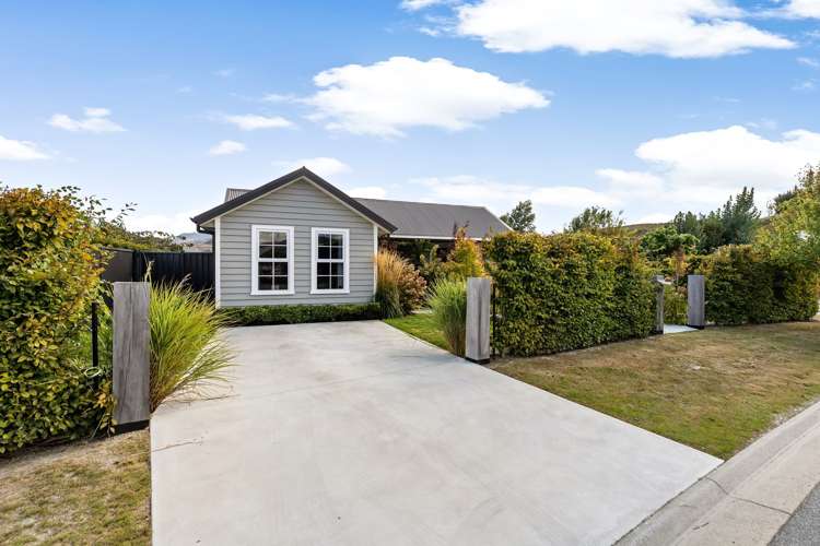 1 Cotswold Court Lower Shotover_20