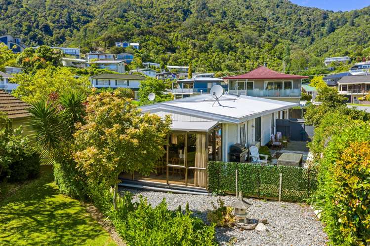 2a Seaview Crescent Picton_15