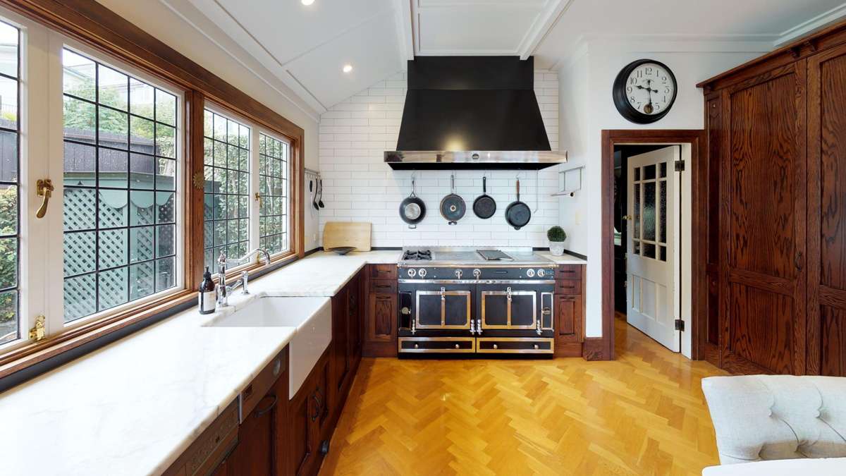6 Garden Road_4
