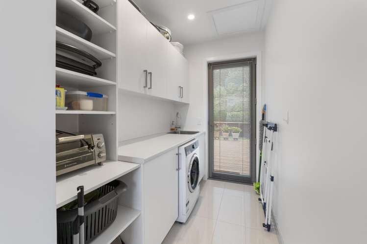 3 Fern Lane Whalers Gate_18