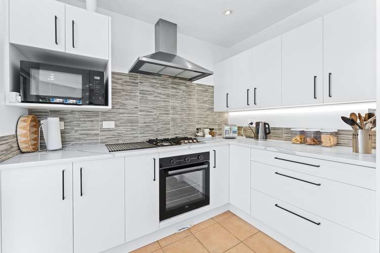 10a Scarboro Terrace Murrays Bay_7