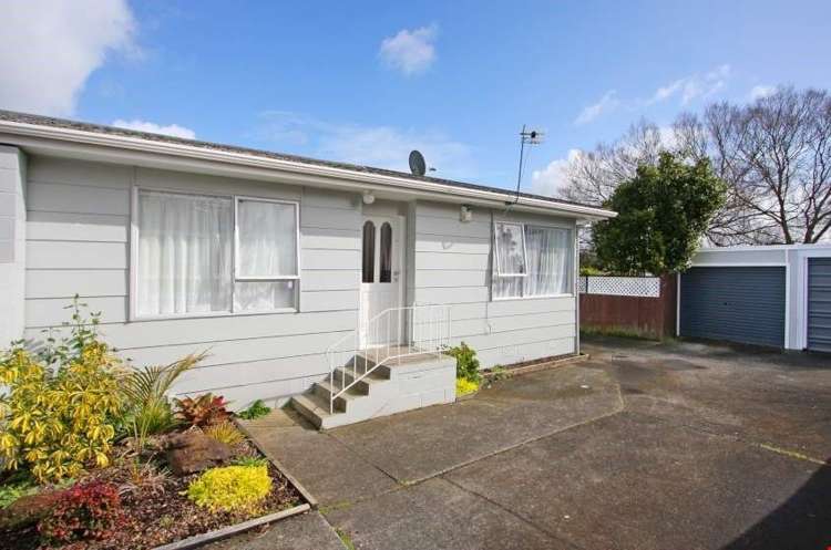 2/5 Sharland Avenue Manurewa_2