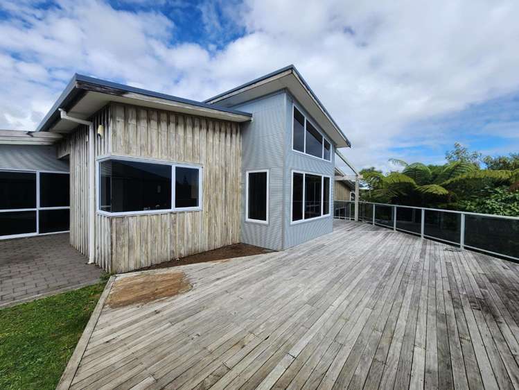 20 The Outlook Oakura_19