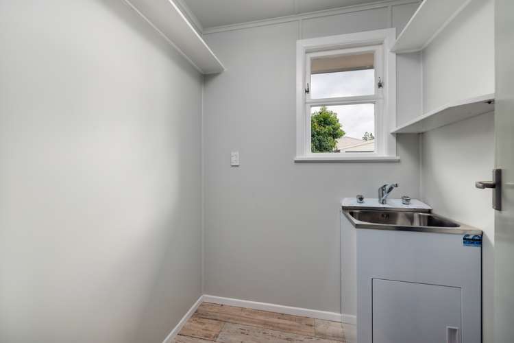 176 Broadway Kaikohe_17