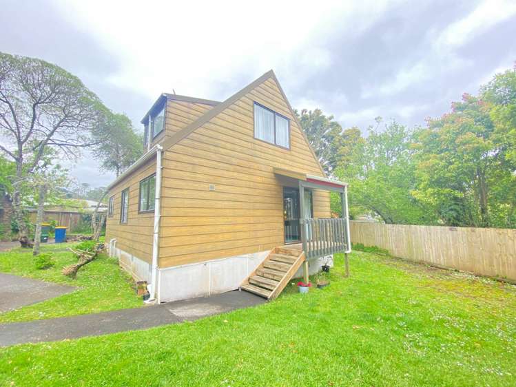 2/24 Castleford Street Green Bay_0