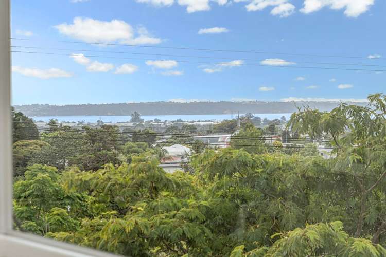 3 Eastglen Road Glen Eden_17