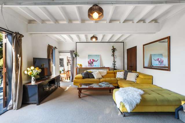 211 Shaw Road Titirangi_2