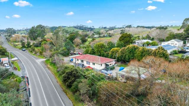 111 Waitakere Road Waitakere_2