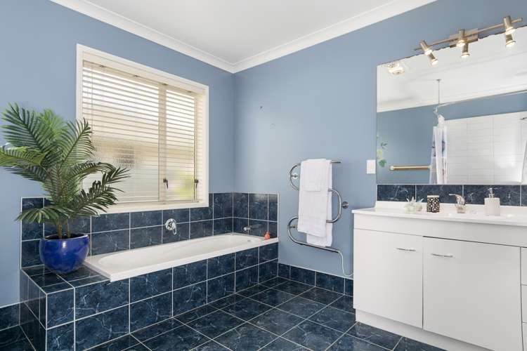 12 Te Otinga Place Pyes Pa_12