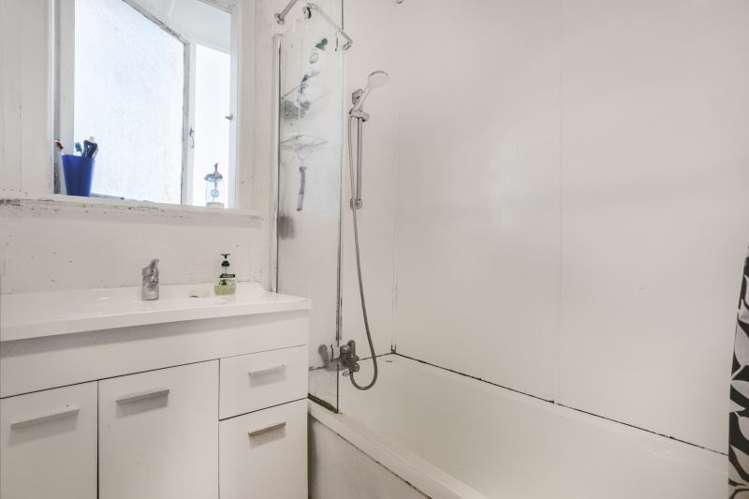 1/150 Russell Road Manurewa_6