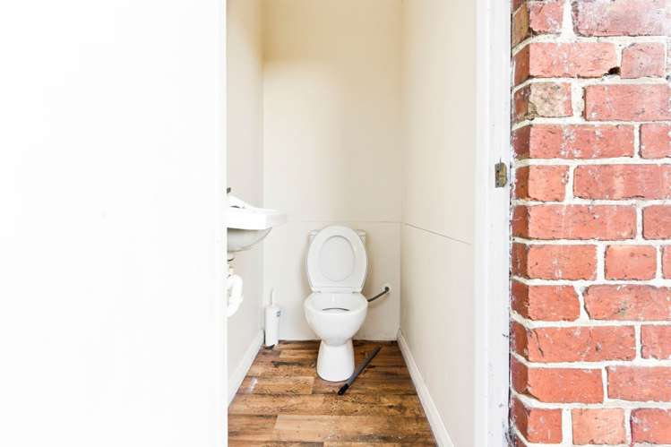 91 & 91A London Street Dunedin Central_13