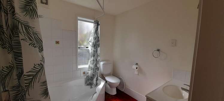 10 Whakaipo Avenue 11209_12