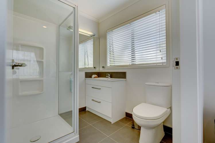 5 North Crest Drive Onerahi_16