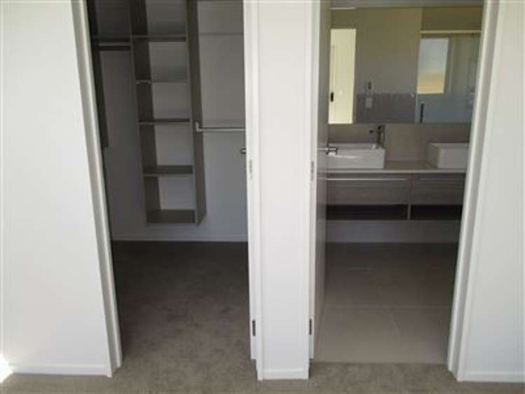 21 Andalusian Way Karaka_7