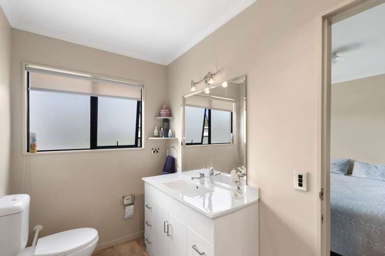 27 Whiting Drive Wakefield_7