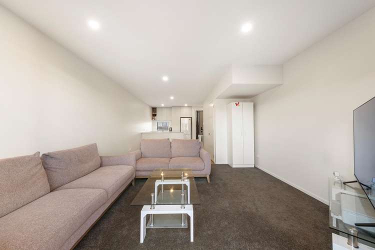 39 Bampton Street Burwood_8
