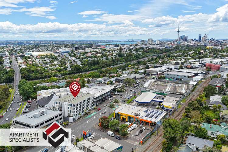 401 New North Road Kingsland_19