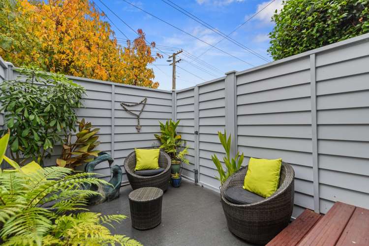 405 Dey Street Hamilton East_11