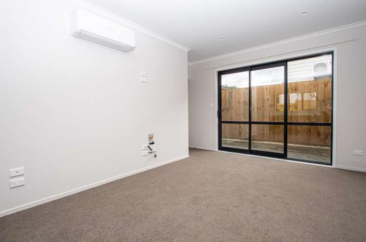 12/10 Charlemont Street 3295_5