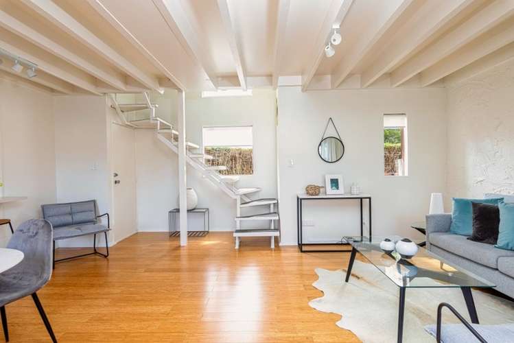 3/5 Wesley Avenue Mount Albert_5