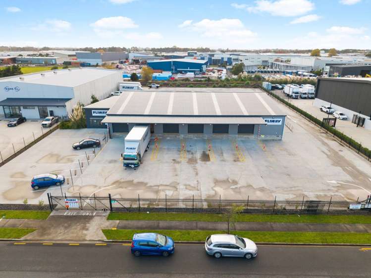 26 Earthmover Crescent Te Rapa_1