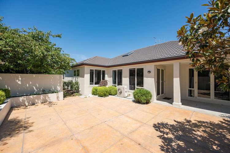 18 Standish Place Stoke_10