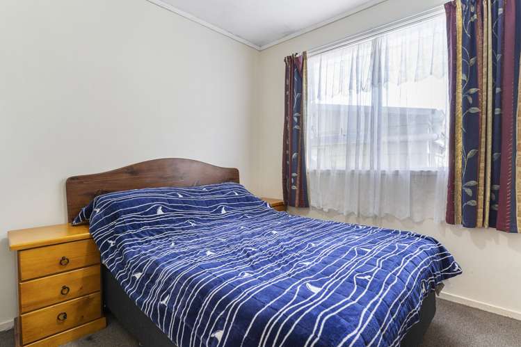 29 Sunlands Drive Manurewa_13