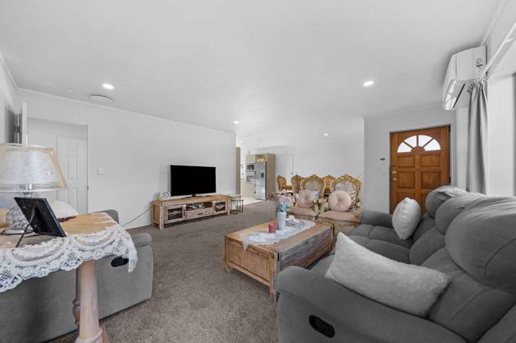 3 Plumstead Rise Glen Eden_6