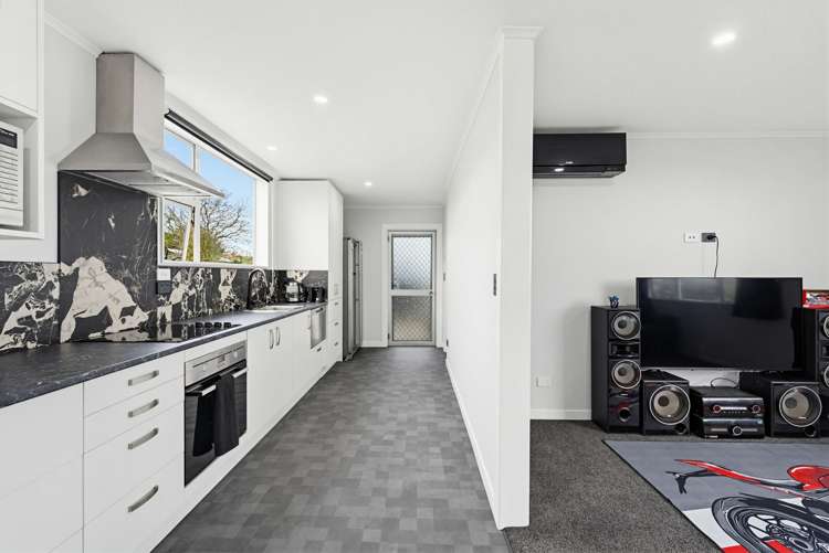 12 Falkland Street_3