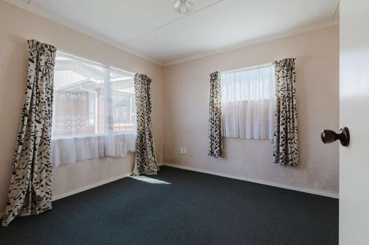 32a Robinson Crescent Westbrook_5