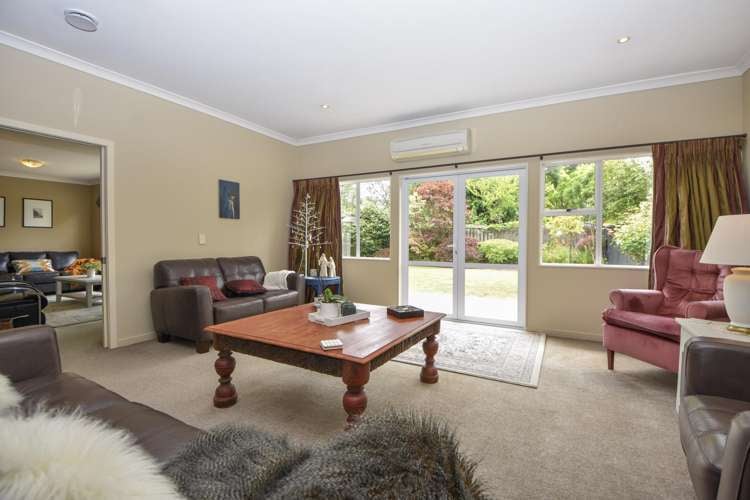 26 Deller Drive Carterton_6